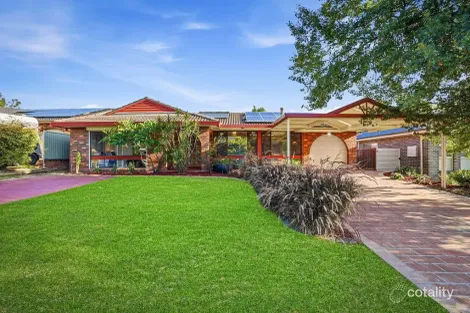 5 Hakea Ct, St Clair, NSW 2759