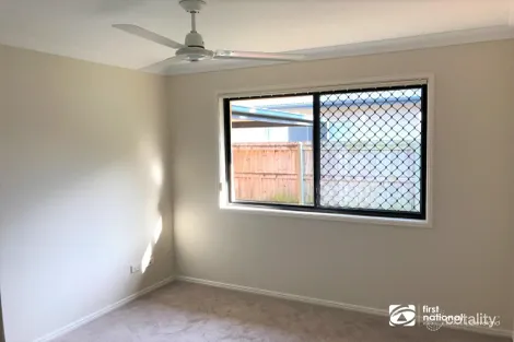 Property photo of 8 Cliff Close Wakerley QLD 4154