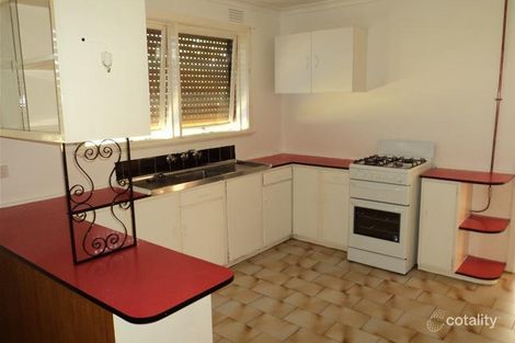 31 Merrilands Rd, Reservoir, VIC 3073