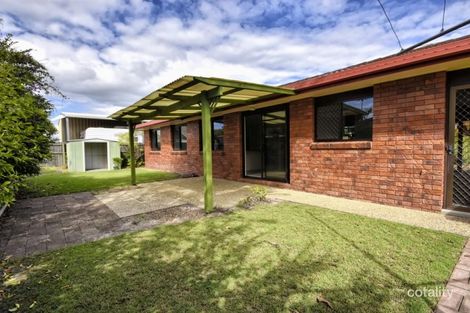 2/15 St Pauls Ave, Golden Beach, QLD 4551