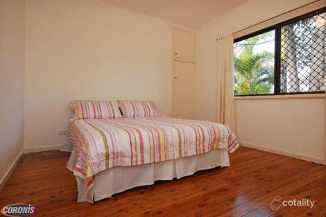 Property photo of 34 Henderson Road Deagon QLD 4017