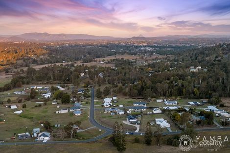 35 Irvine Rd, Chatsworth, QLD 4570