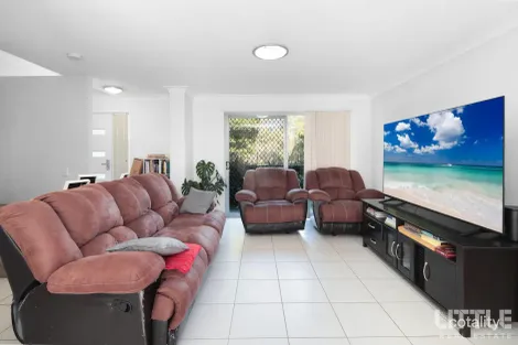 Property photo of 4/1 Christopher Street Pimpama QLD 4209