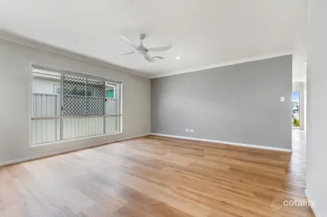 Property photo of 7 McKinlay Crescent Nirimba QLD 4551