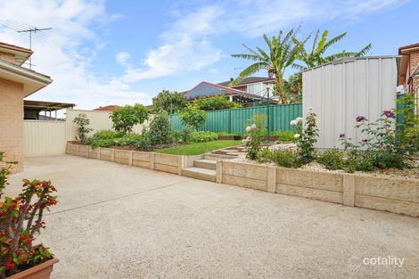 Property photo of 28 Thistle Circuit Green Valley NSW 2168