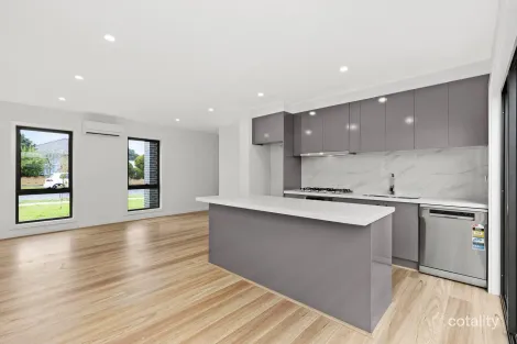 Property photo of 1/4 Hillside Street Springvale VIC 3171