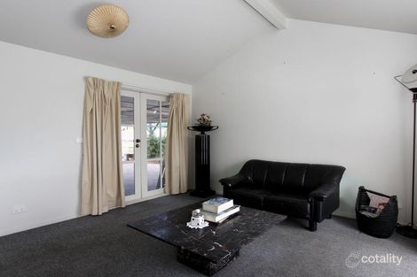 Property photo of 2 Casey Drive Hoppers Crossing VIC 3029
