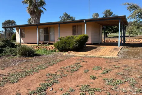 Property photo of Wandering North Road Wandering WA 6308