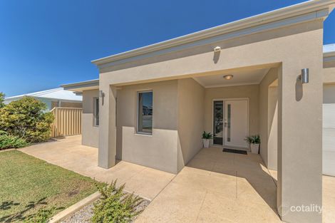Property photo of 8 Cheviot Way Burns Beach WA 6028