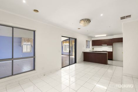 Property photo of 14 Mandora Grange Tarneit VIC 3029