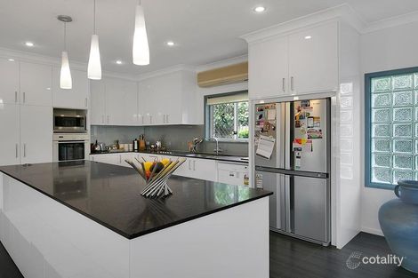 Property photo of 9 River Park Place Fig Tree Pocket QLD 4069