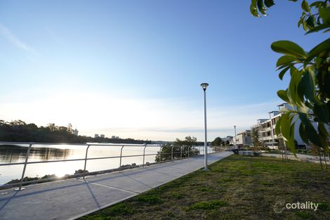 Property photo of 68 Peninsula Drive Breakfast Point NSW 2137