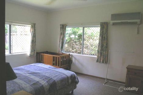 Property photo of 27 Saddle Mountain Road Smithfield QLD 4878
