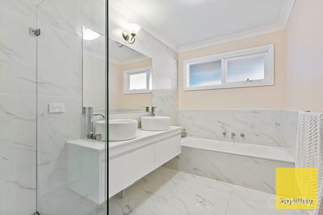 Property photo of 34 Heath Avenue Ferntree Gully VIC 3156