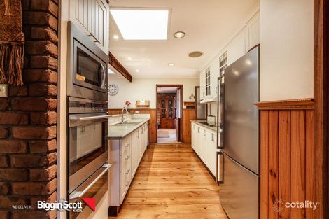 Property photo of 13 Chesterfield Court Wantirna VIC 3152