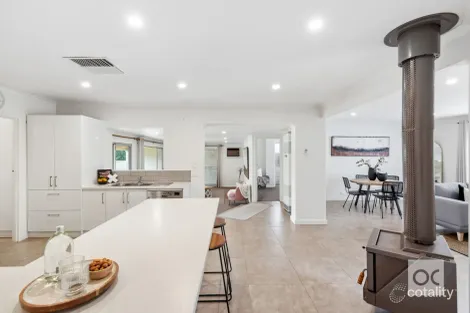 Property photo of 10 Munilla Avenue Fairview Park SA 5126