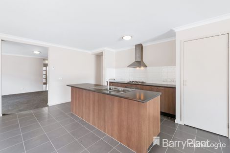 Property photo of 6 Beagle Street Tarneit VIC 3029