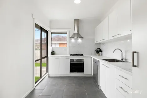 Property photo of 1/8 Murdo Road Clayton VIC 3168