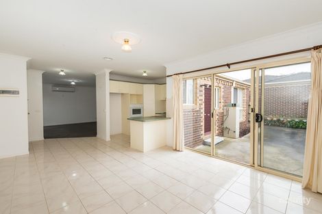 Property photo of 2/27 Small Road Bentleigh VIC 3204