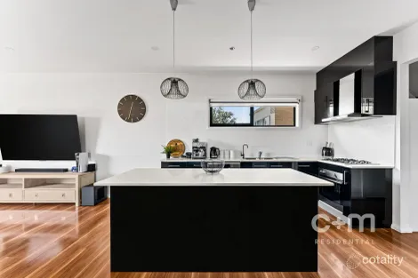 Property photo of 2/1029 Pascoe Vale Road Jacana VIC 3047