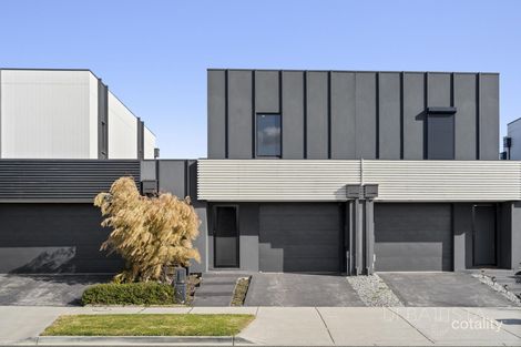 52 Fewster Cct, Mickleham, VIC 3064