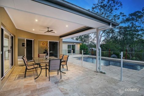 Property photo of 32 Barnes Court Mount Crosby QLD 4306