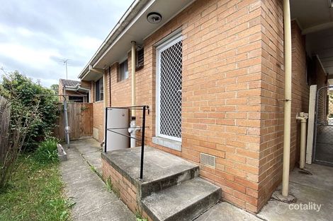 Property photo of 2/3 Wanawong Crescent Camberwell VIC 3124
