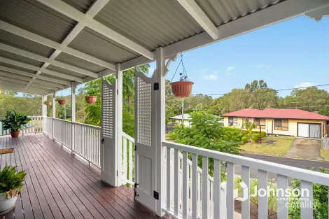 Property photo of 38 Skinner Crescent Silkstone QLD 4304