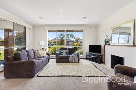 Property photo of 4 Carinya Avenue Aspendale VIC 3195