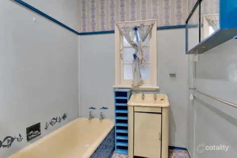 Property photo of 142 Bushmead Road Hazelmere WA 6055