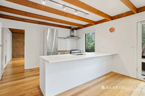 Property photo of 11 Leawarra Street Rye VIC 3941