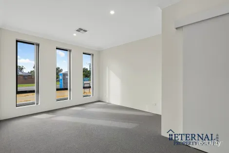 Property photo of 116 Eighth Road Haynes WA 6112
