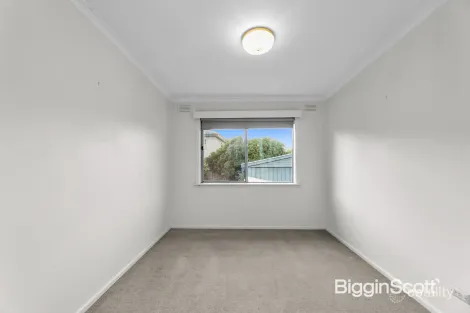 Property photo of 18 Menin Road Nunawading VIC 3131