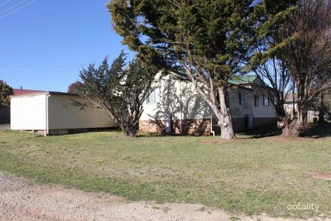 Property photo of 15 Balblair Street Guyra NSW 2365