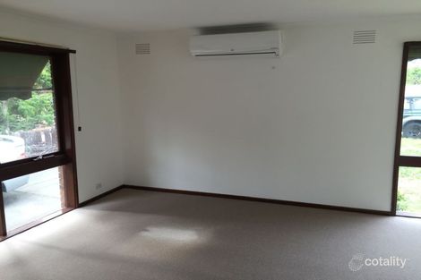Property photo of 4 Penfold Place Albanvale VIC 3021