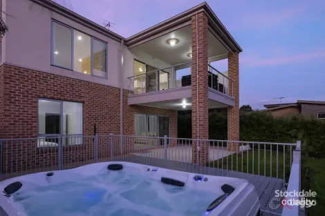 Property photo of 7 Anthony Court Cowes VIC 3922