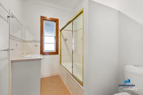 Property photo of 116 White Street Wavell Heights QLD 4012