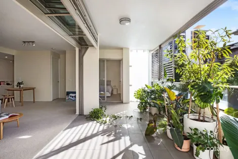 2208/4 Sterling Cct, Camperdown, NSW 2050