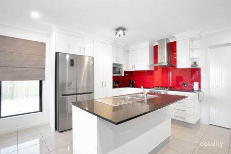 Property photo of 32 Lancaster Way Ooralea QLD 4740