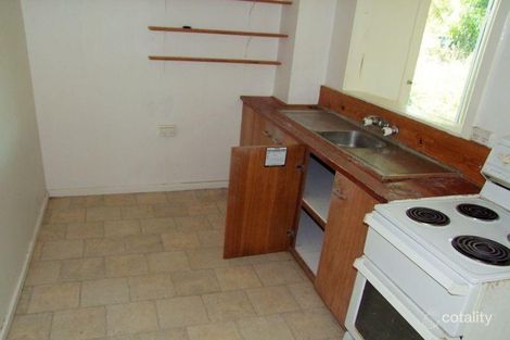 Property photo of 11 Heaviside Street Neerdie QLD 4570