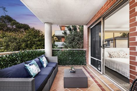 Property photo of 2/1 Holborn Avenue Dee Why NSW 2099