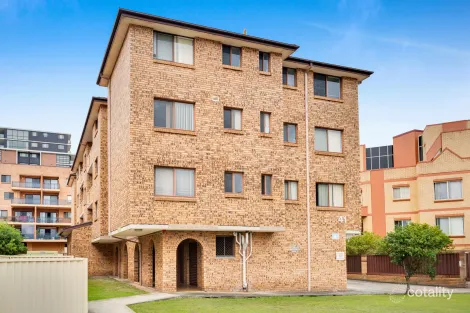 5/41 Campbell St, Liverpool, NSW 2170