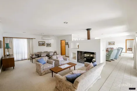 Property photo of 8 Marshall Place Urunga NSW 2455