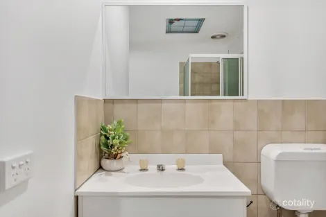 Property photo of 11/13 Epstein Drive Morphett Vale SA 5162