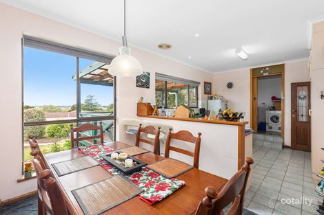 Property photo of 35 Currawong Crescent Mount Gambier SA 5290