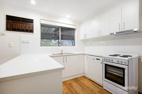 38 Glenbrook St, Jamisontown, NSW 2750