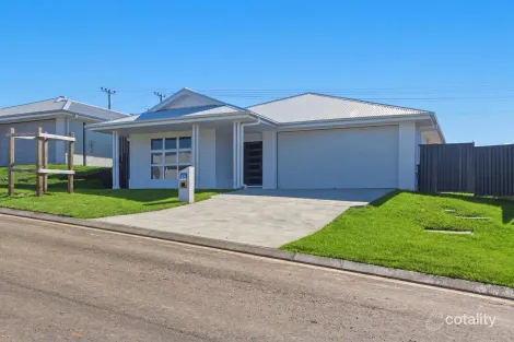 13 Staghorn St, Thrumster, NSW 2444