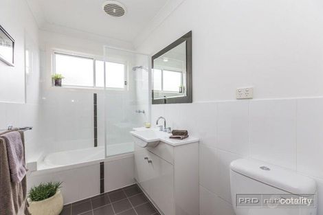 Property photo of 2/3 May Street Mayfield NSW 2304