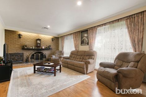 Property photo of 3 Fauna Avenue Dingley Village VIC 3172