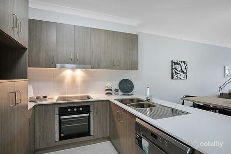 Property photo of 1/138 Hill Street Newtown QLD 4350